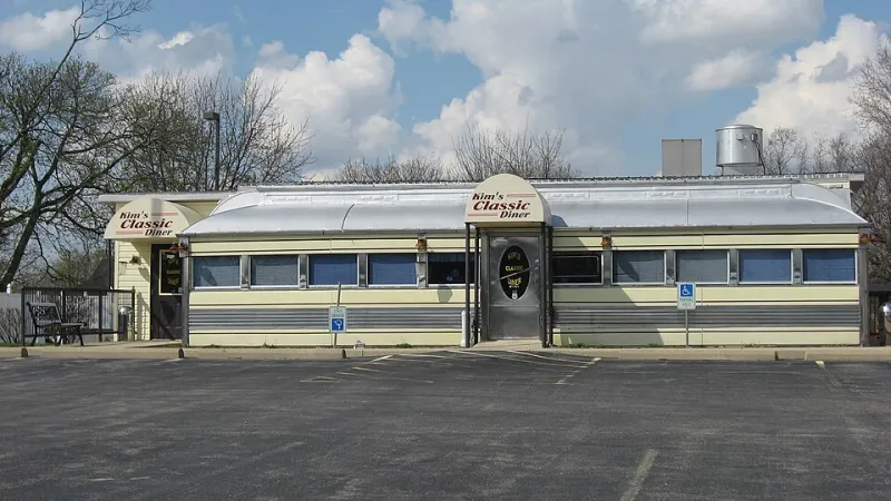 The Booth That Always Waited: Why We Keep Returning to the Restaurants of Our Childhoods